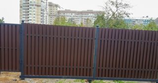 Купить распашные ворота из штакетника Елабуга, цена от 2777 руб.